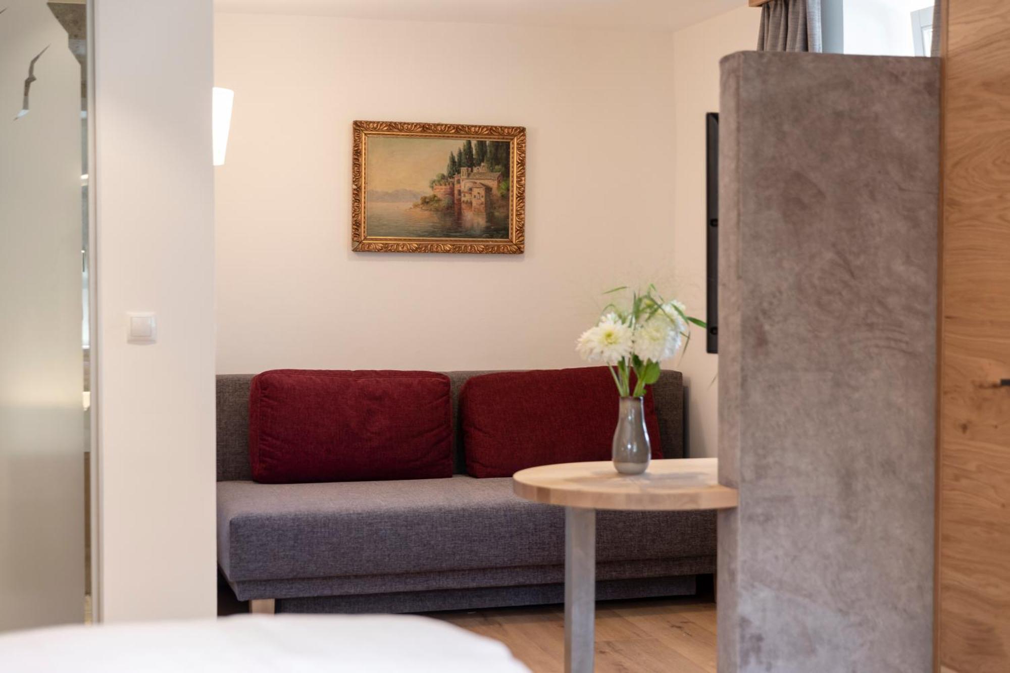 Isserwirt Sistrans Exteriér fotografie